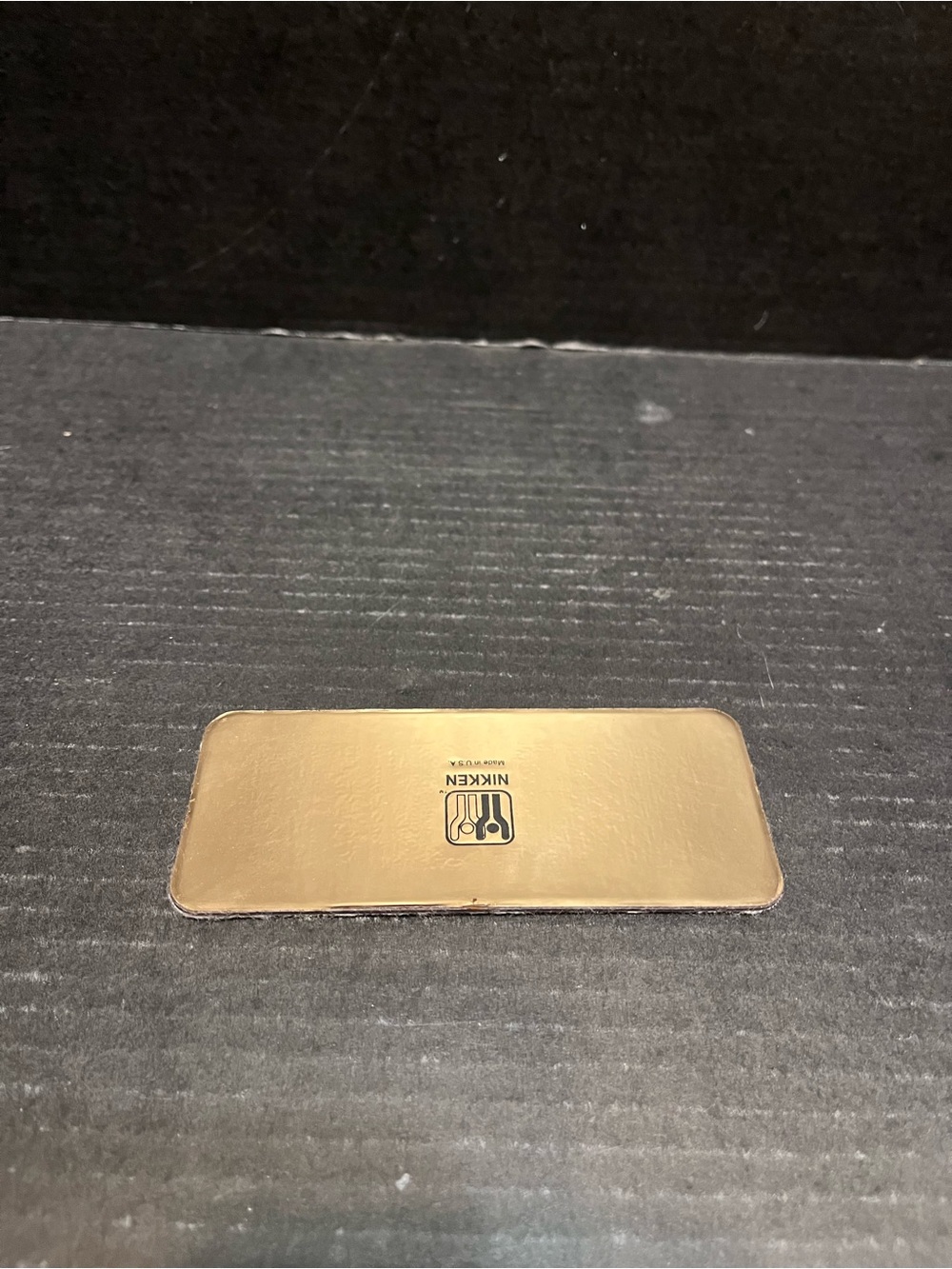 Nikken magnet small rectangle single magnet